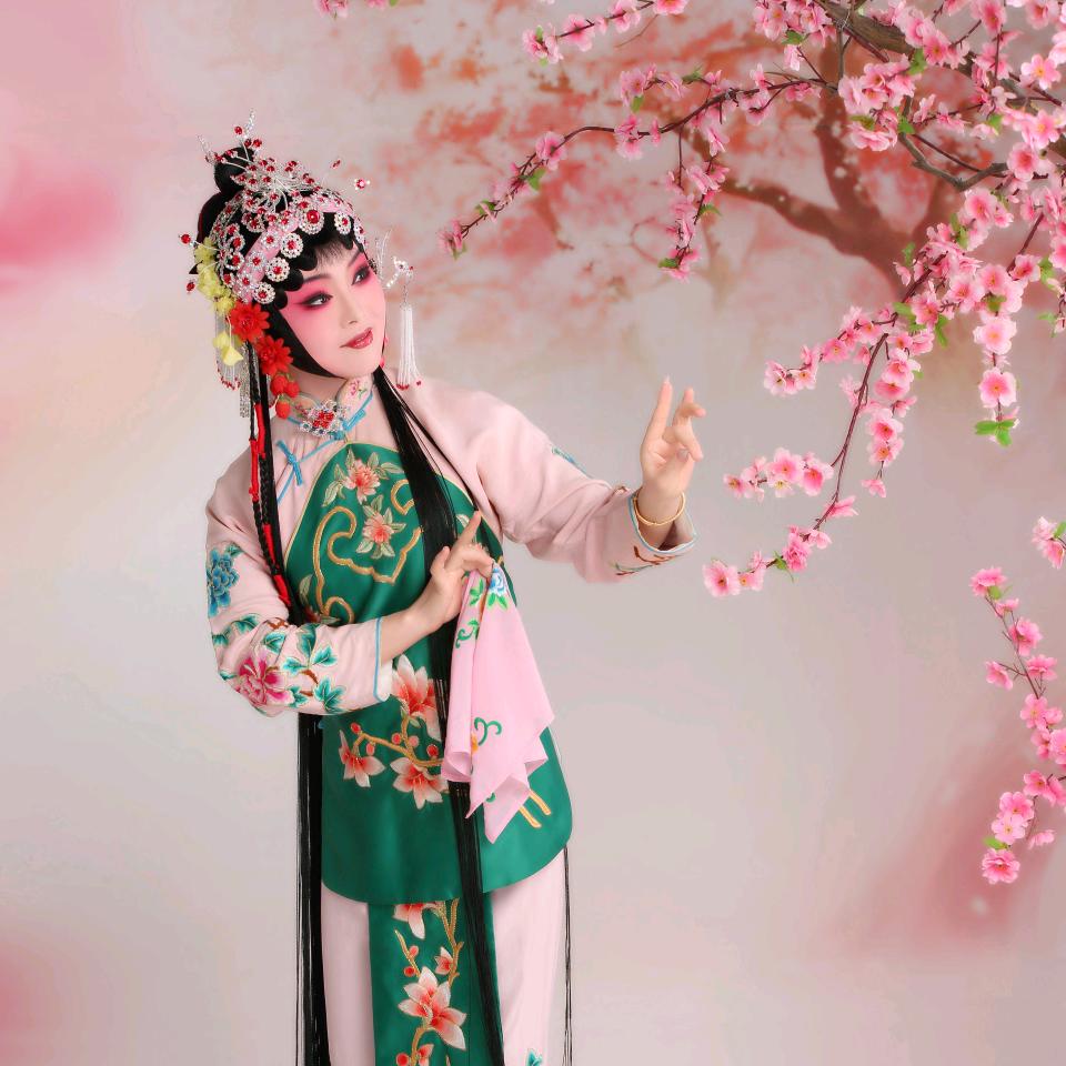三意社靳黎明