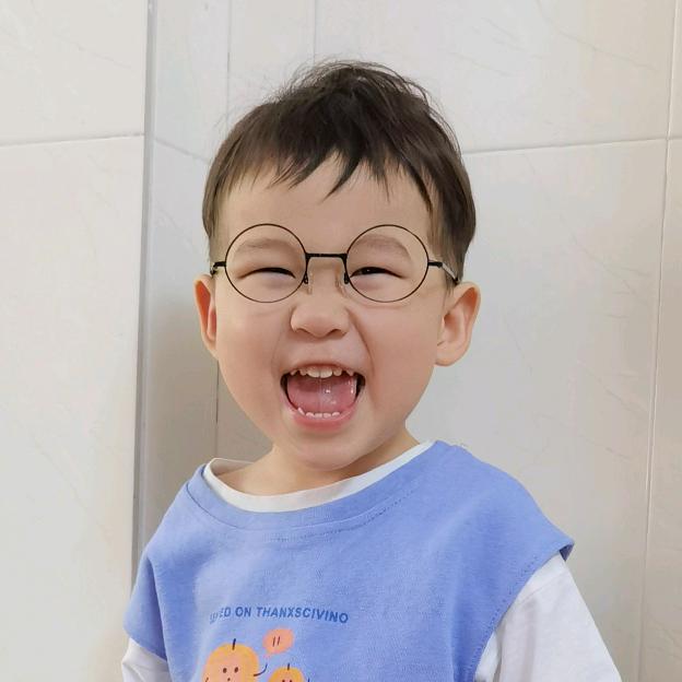 抖腿逸呀