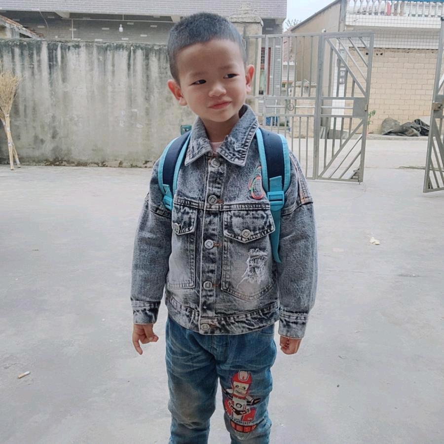 谭一铭