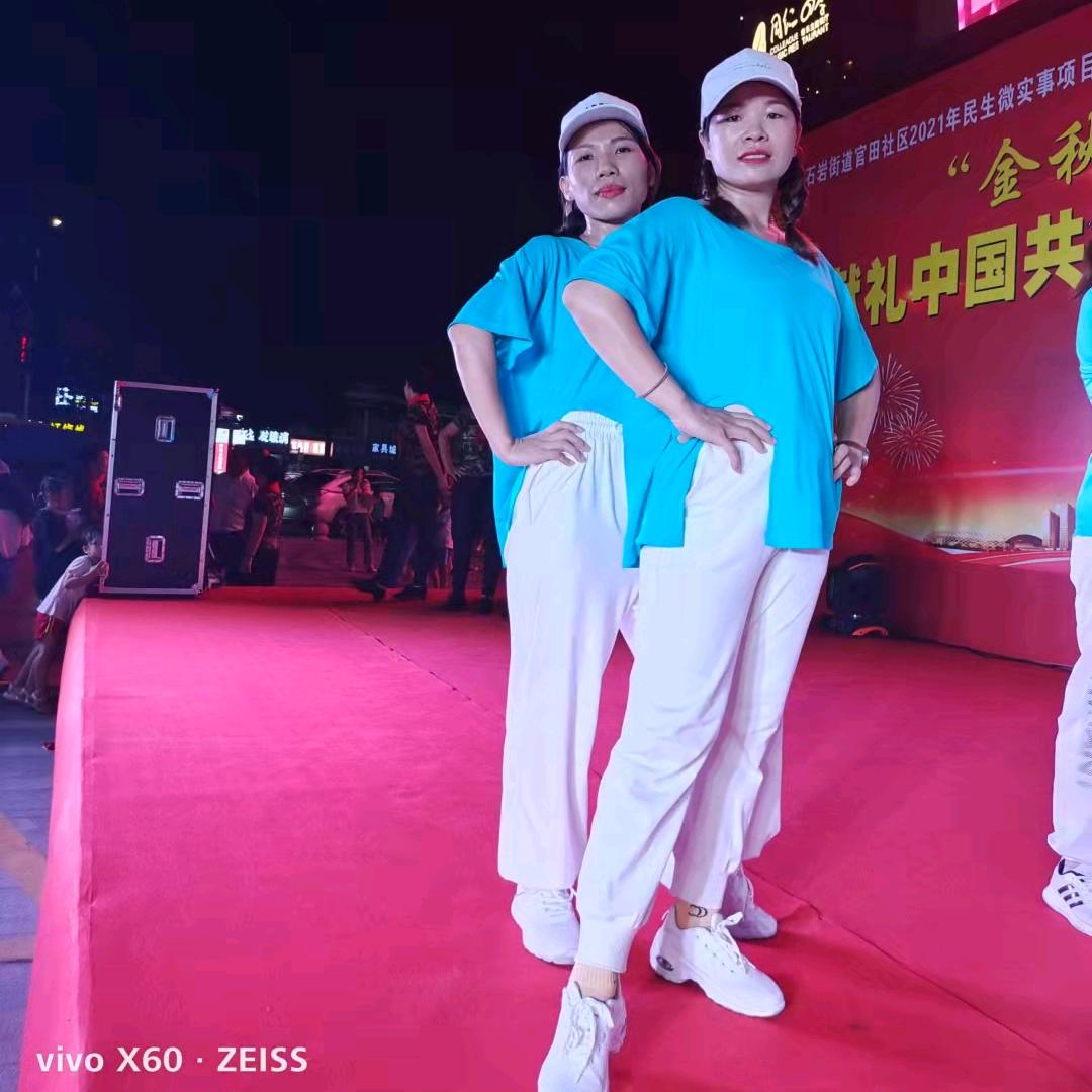 兔兔雅😜😜😜