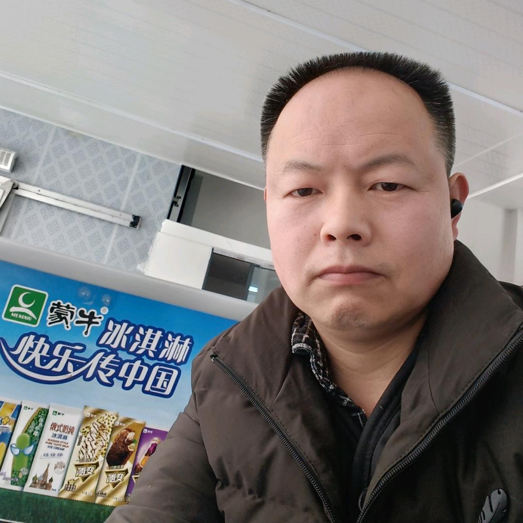 谌利冰淇淋批发，东坪船山小区16栋3单元
