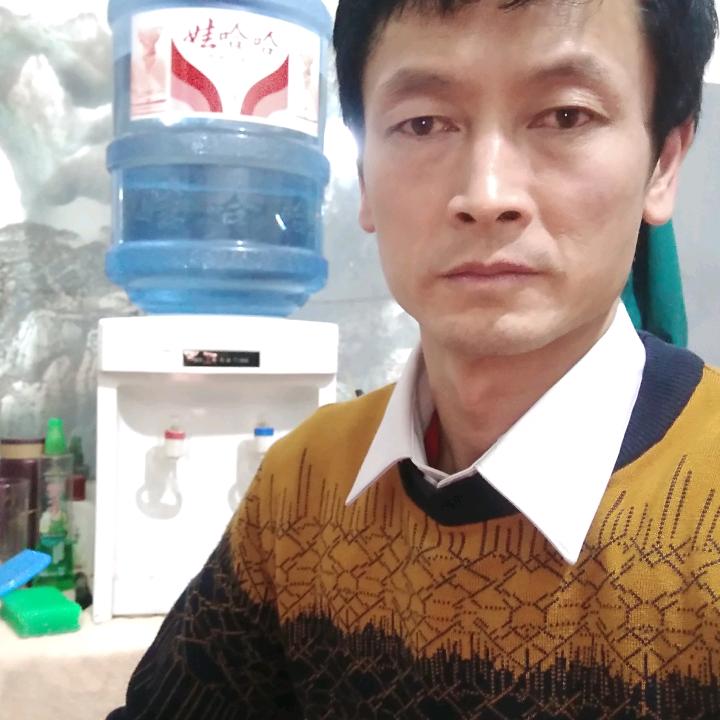 余嵩杰