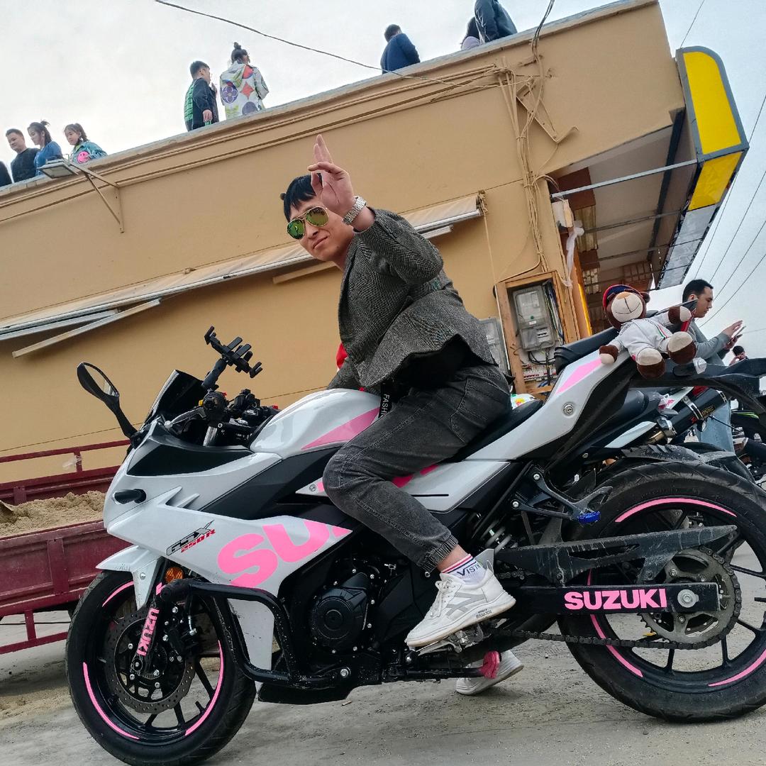 江湖闯哥（笑看人生）