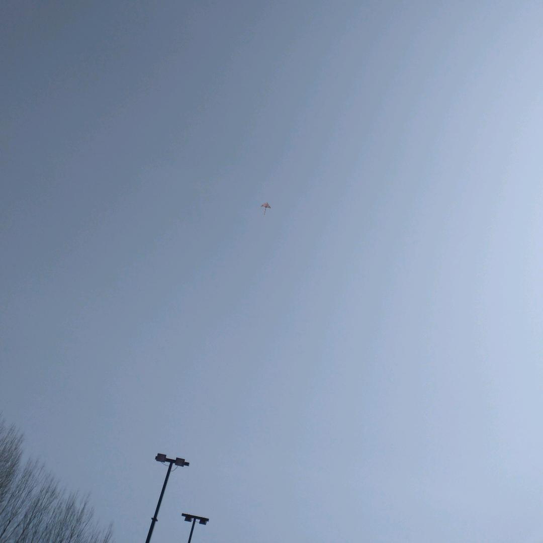 黄沙戈壁在路上