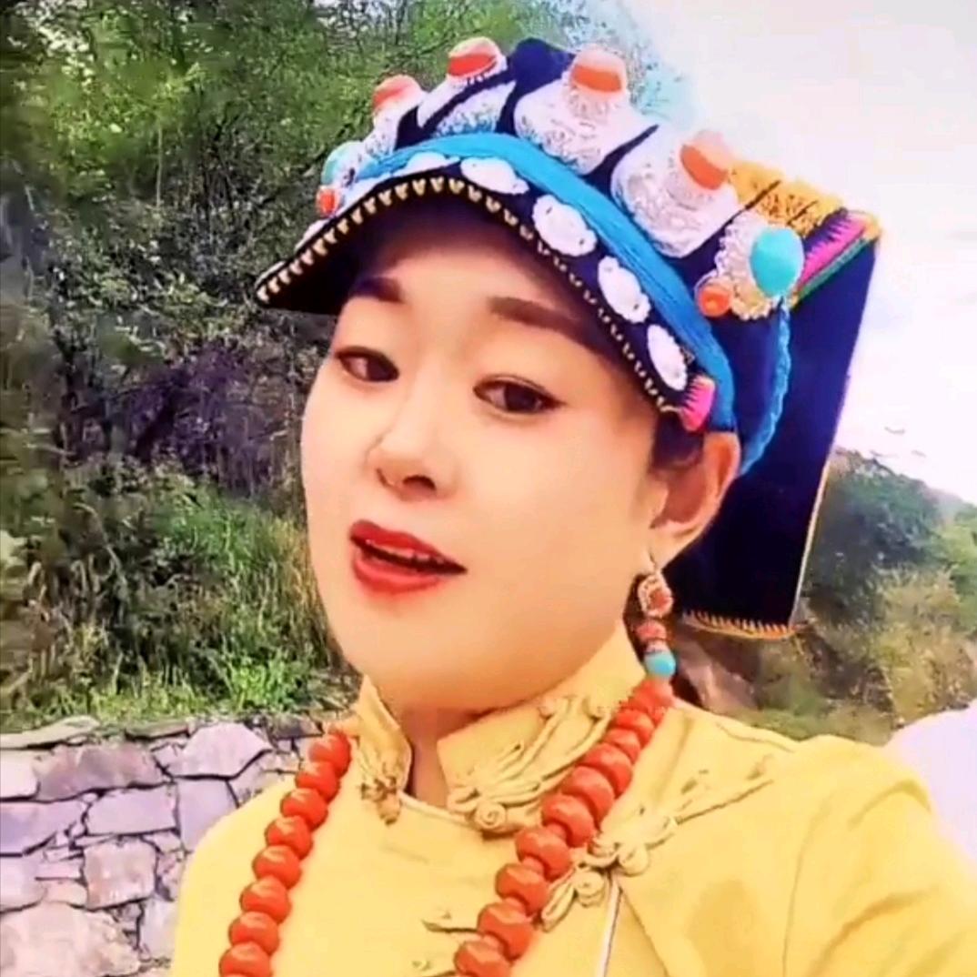 六月红