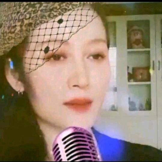 月亮妹🎤（演绎主播）