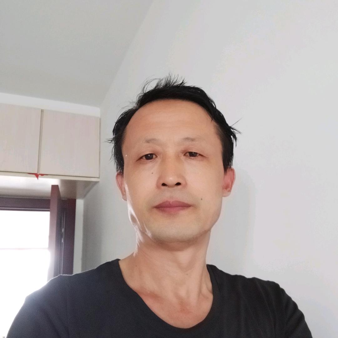 黄哥专业贴砖