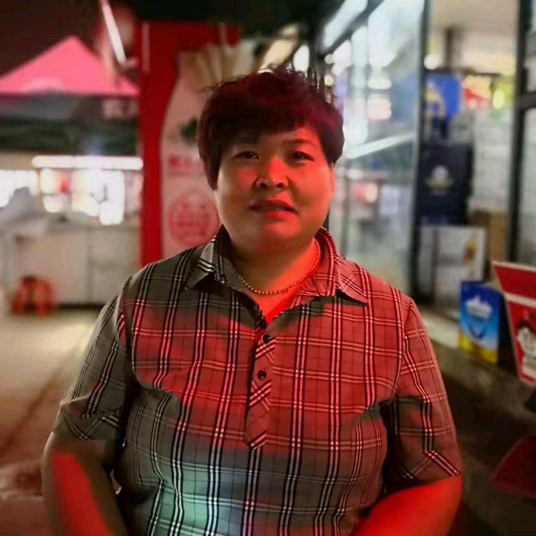 小蜗牛明利酒货仓