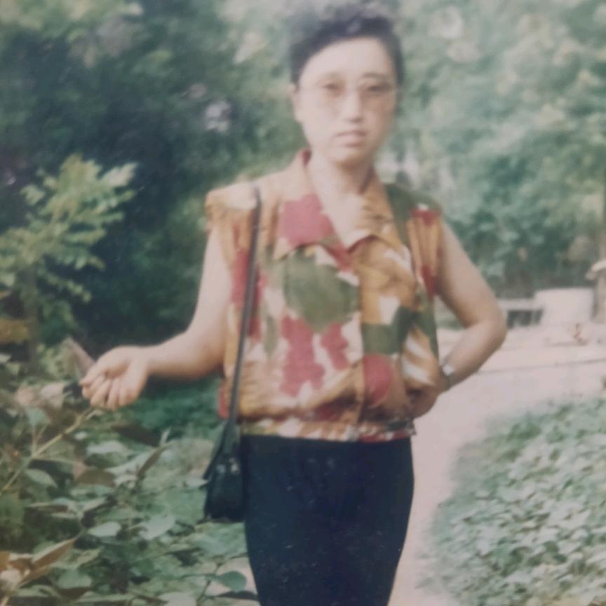 四川李平理发店