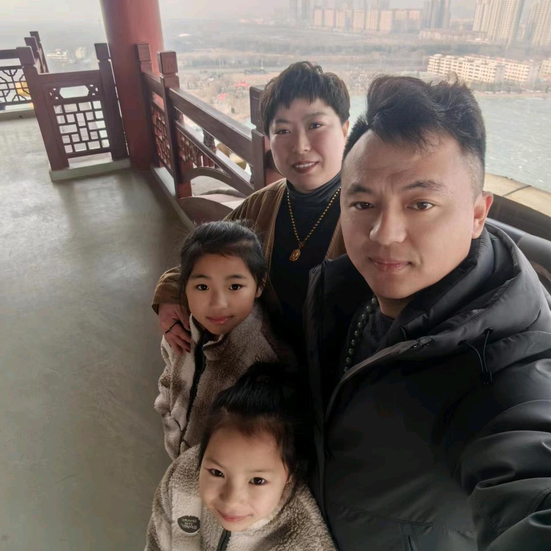 继强筛网矿山设备