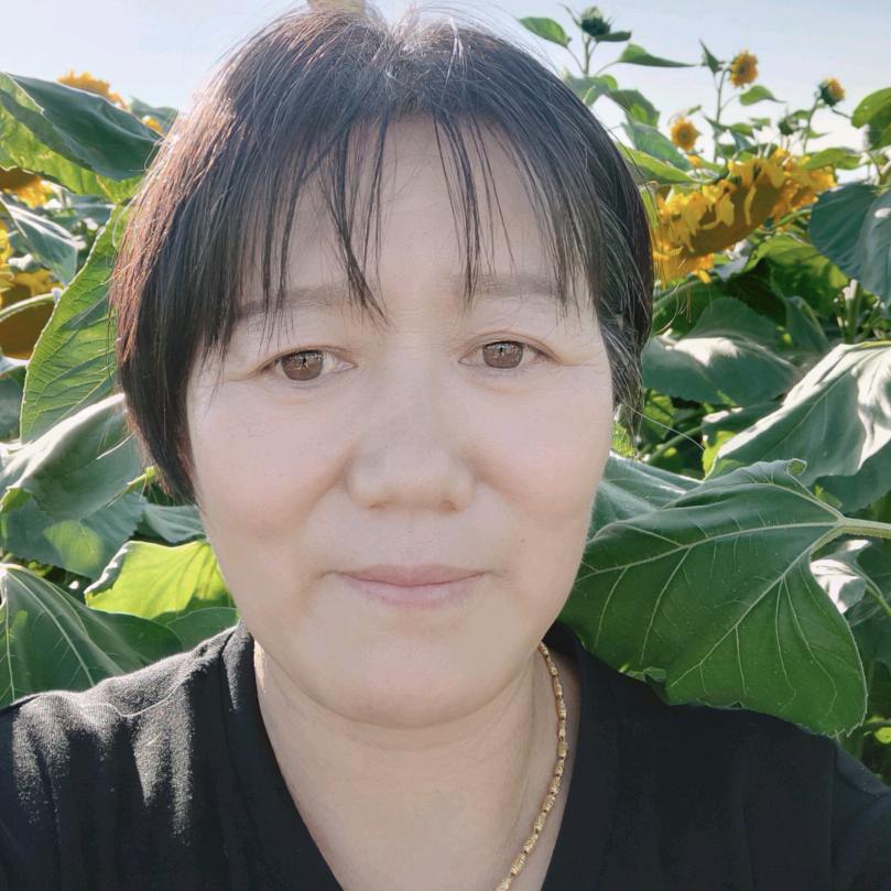 开心快乐 美满的一家人