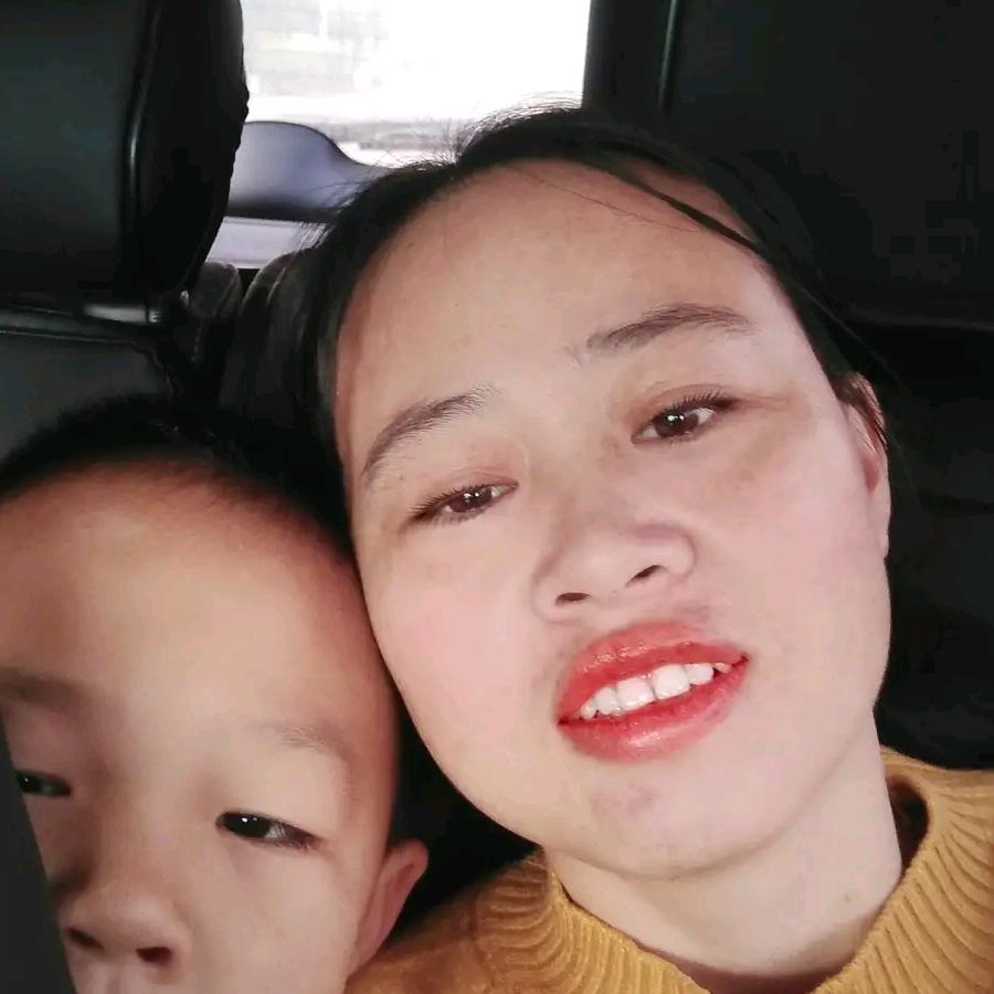 胡小燕