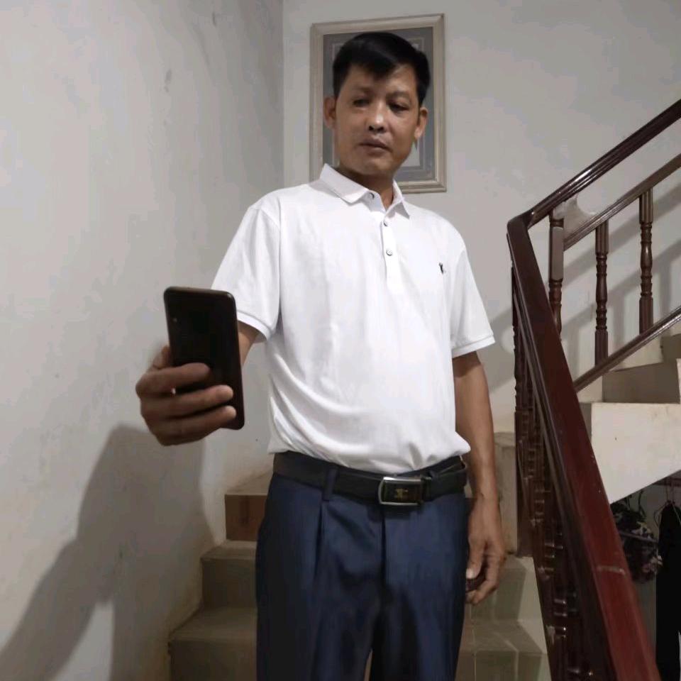 辉