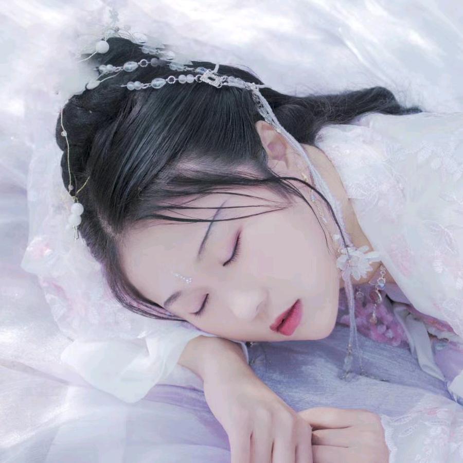 是柳柳呀🌸💎💶