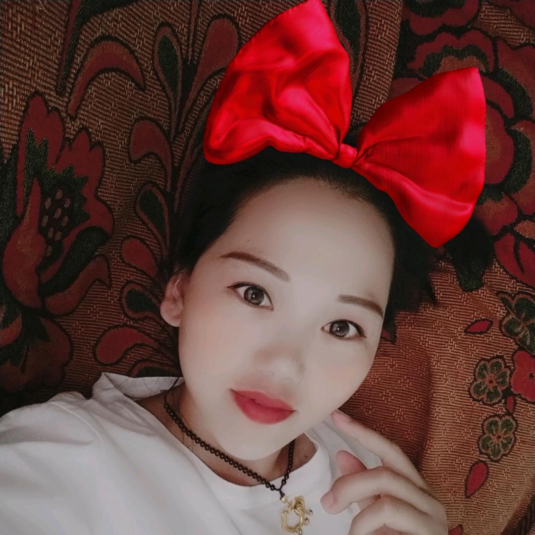 爱笑的girl
