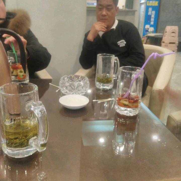 梁平
