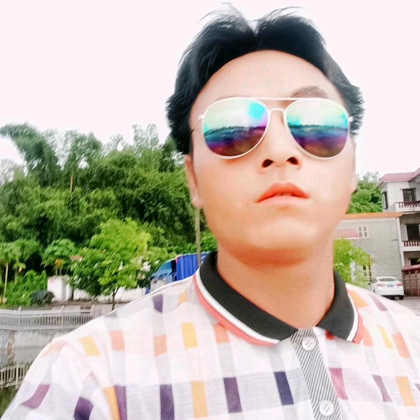 天在下雨我在想你