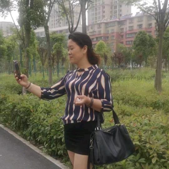 老虎🐅贾大姐是一个现实生活中有故事的人