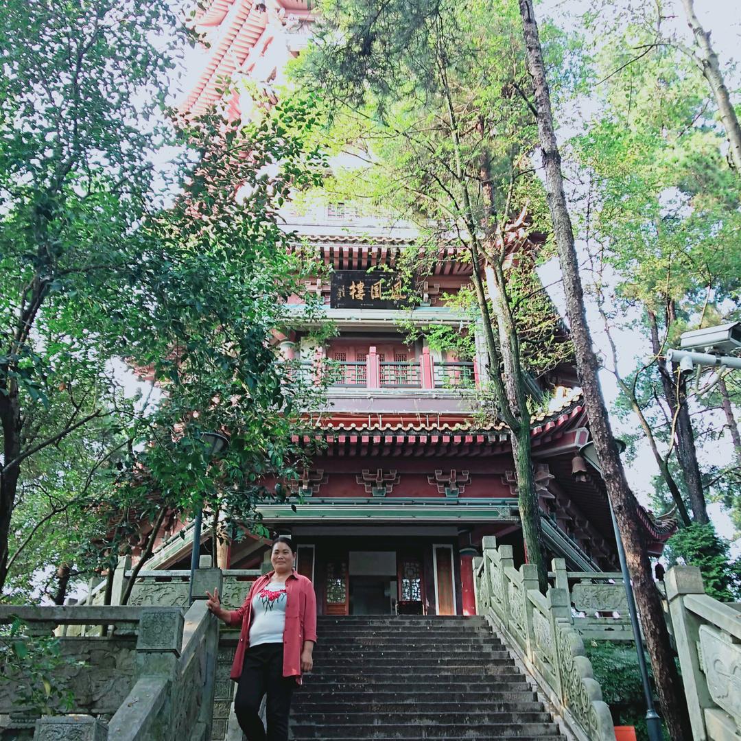 只有靠自己