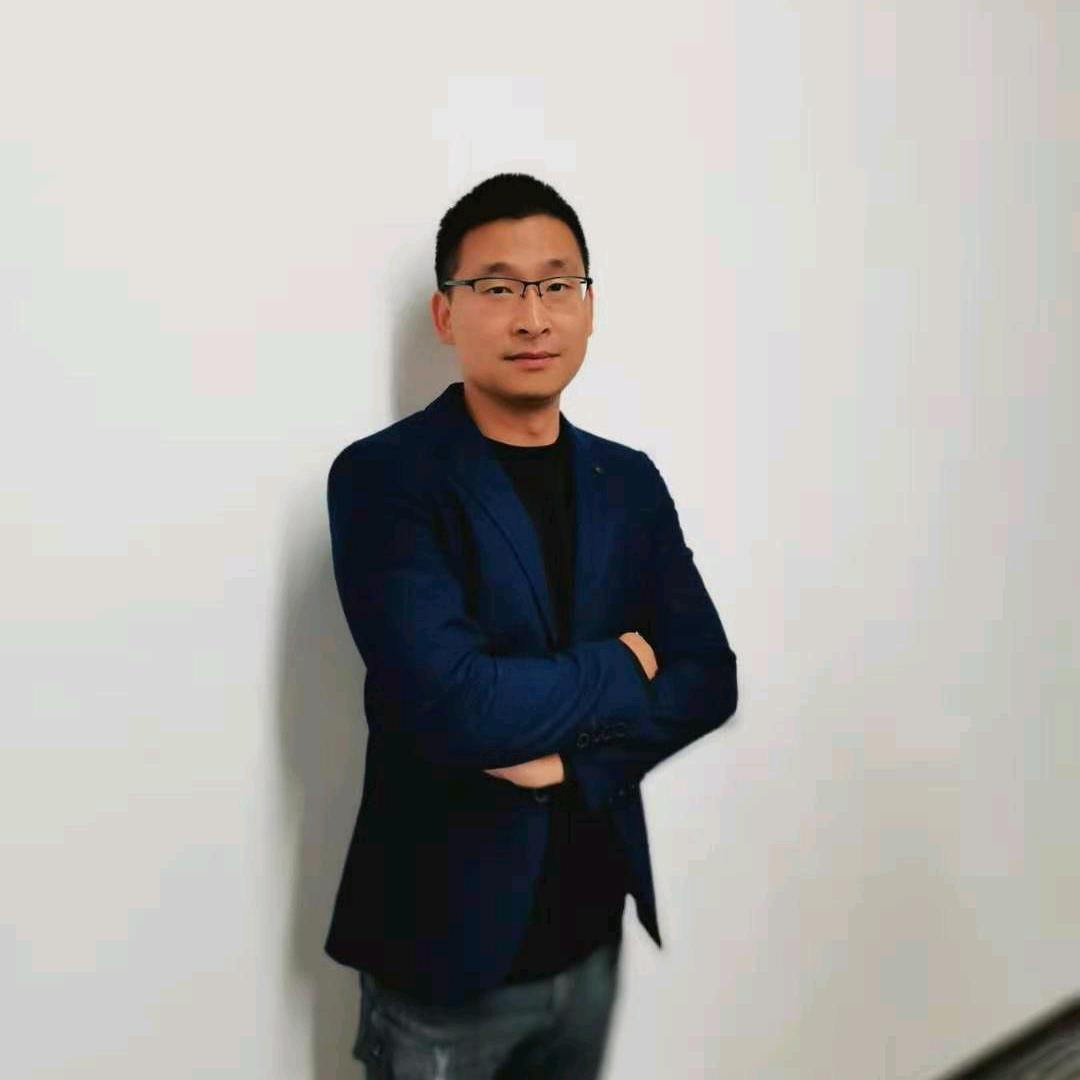 优居秒卖房何亮