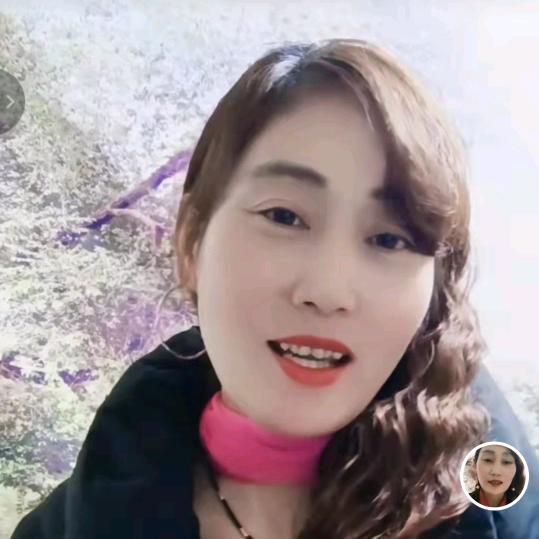 何姐