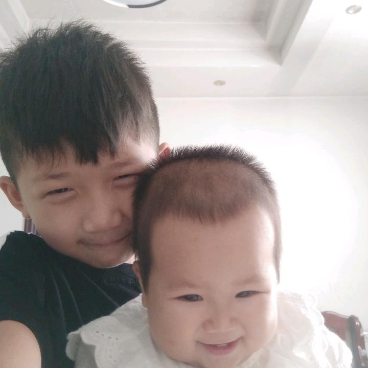 🍏两个小宝贝