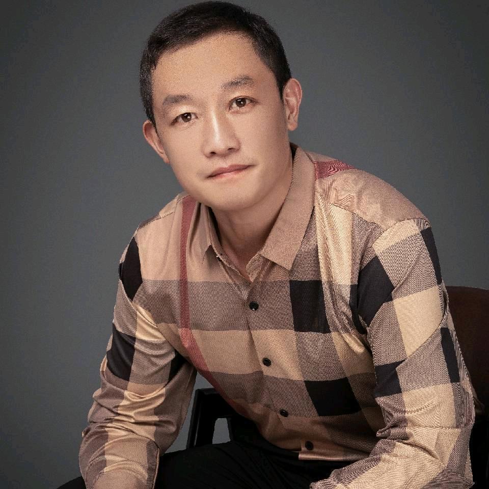 龙运汽车