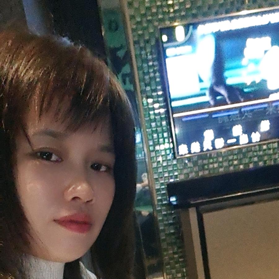 黄思敏(连赞拉黑)拒绝私聊