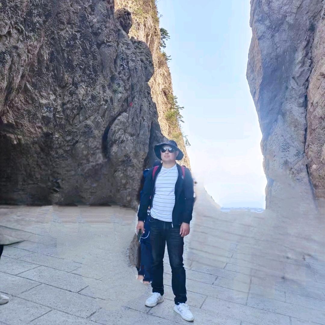 & 东哥 $