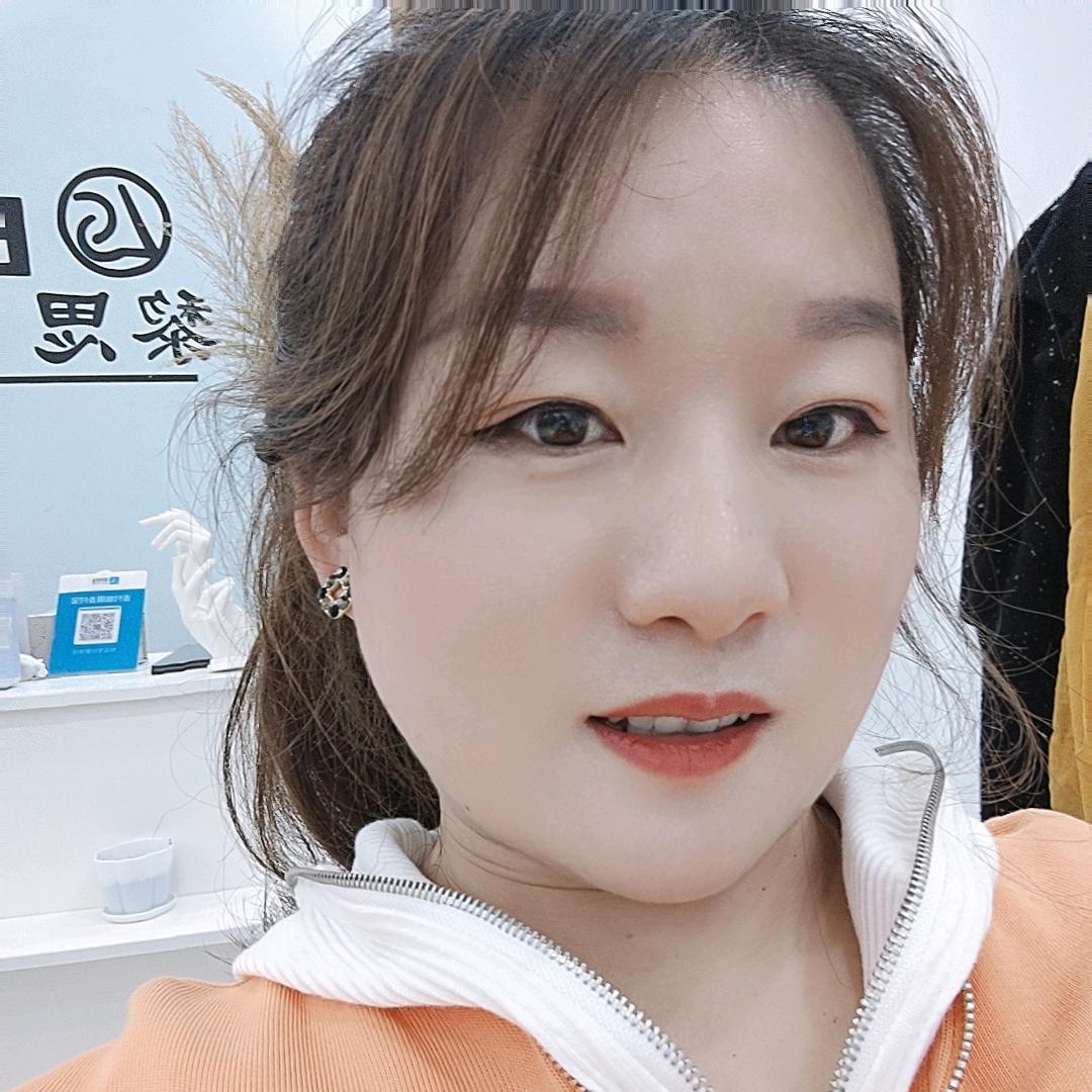 @晓姐姐🍭