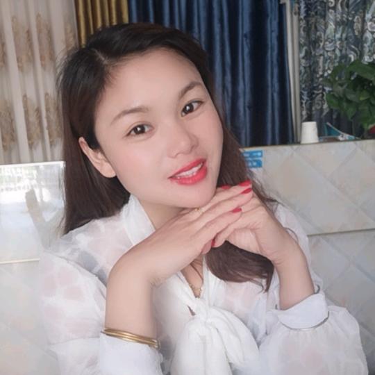 江西宁都美特美窗帘.装饰画小廖