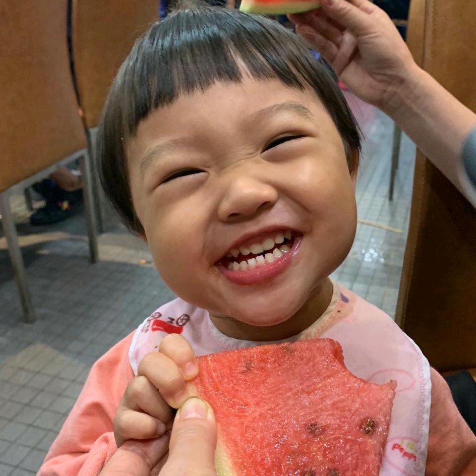 王佳嘉（佳多宝）