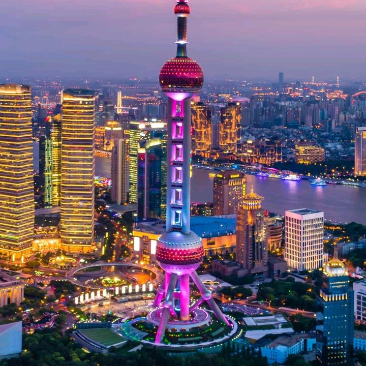 贺友国