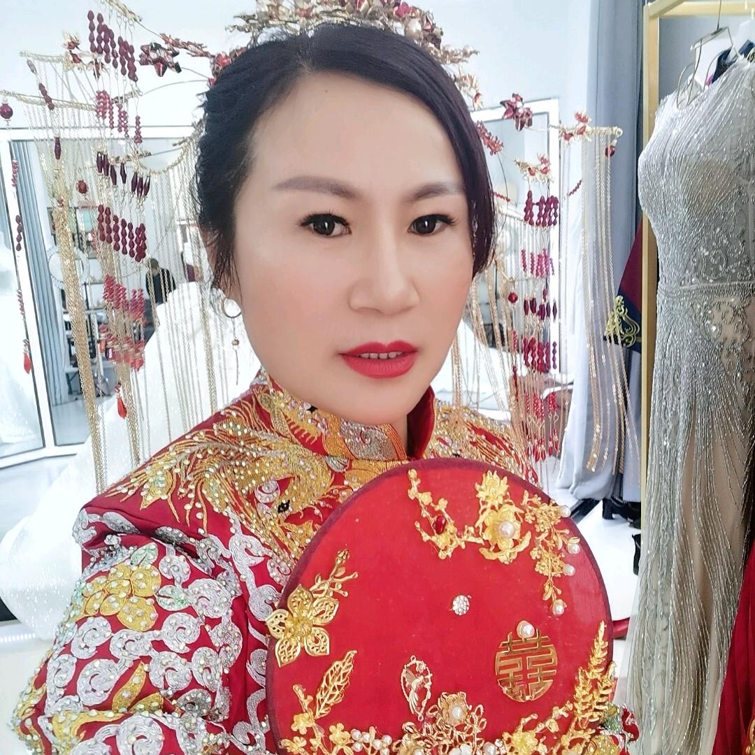 爱跳舞的小邓🌹🌹💑
