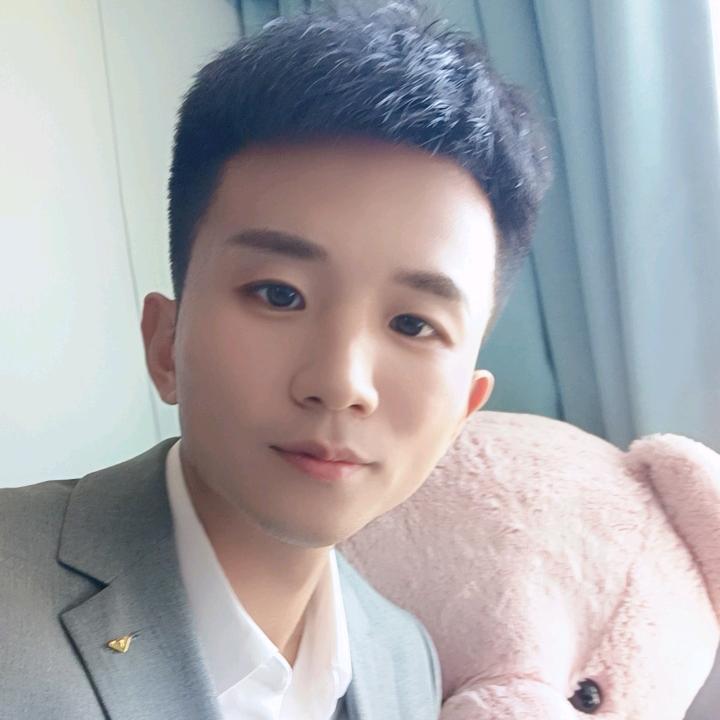 刘海军（三个宝爸努力搬砖）