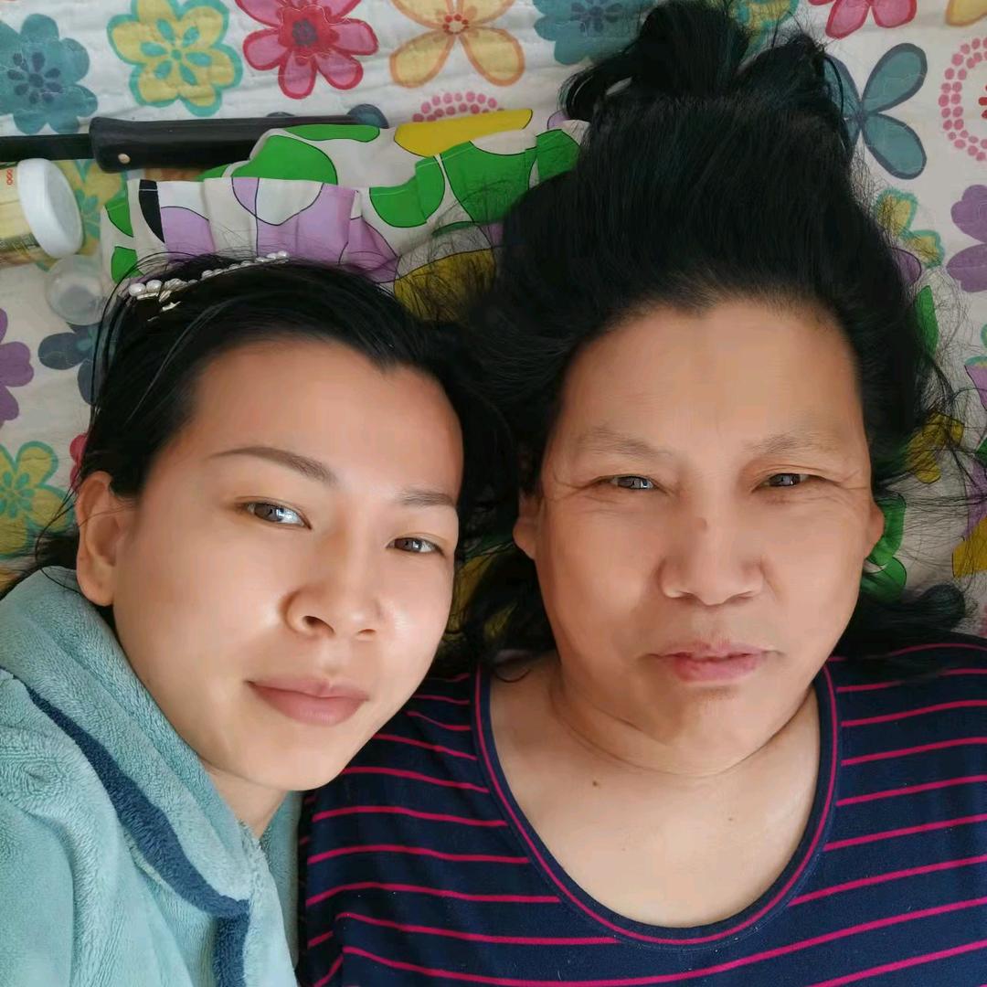 晓晴爱妈妈
