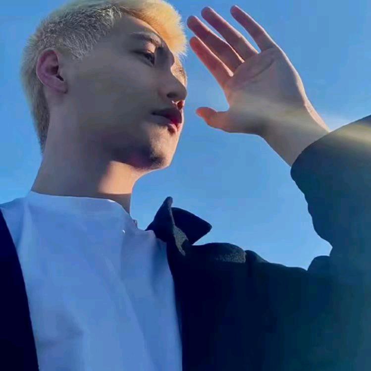 神也摸鱼