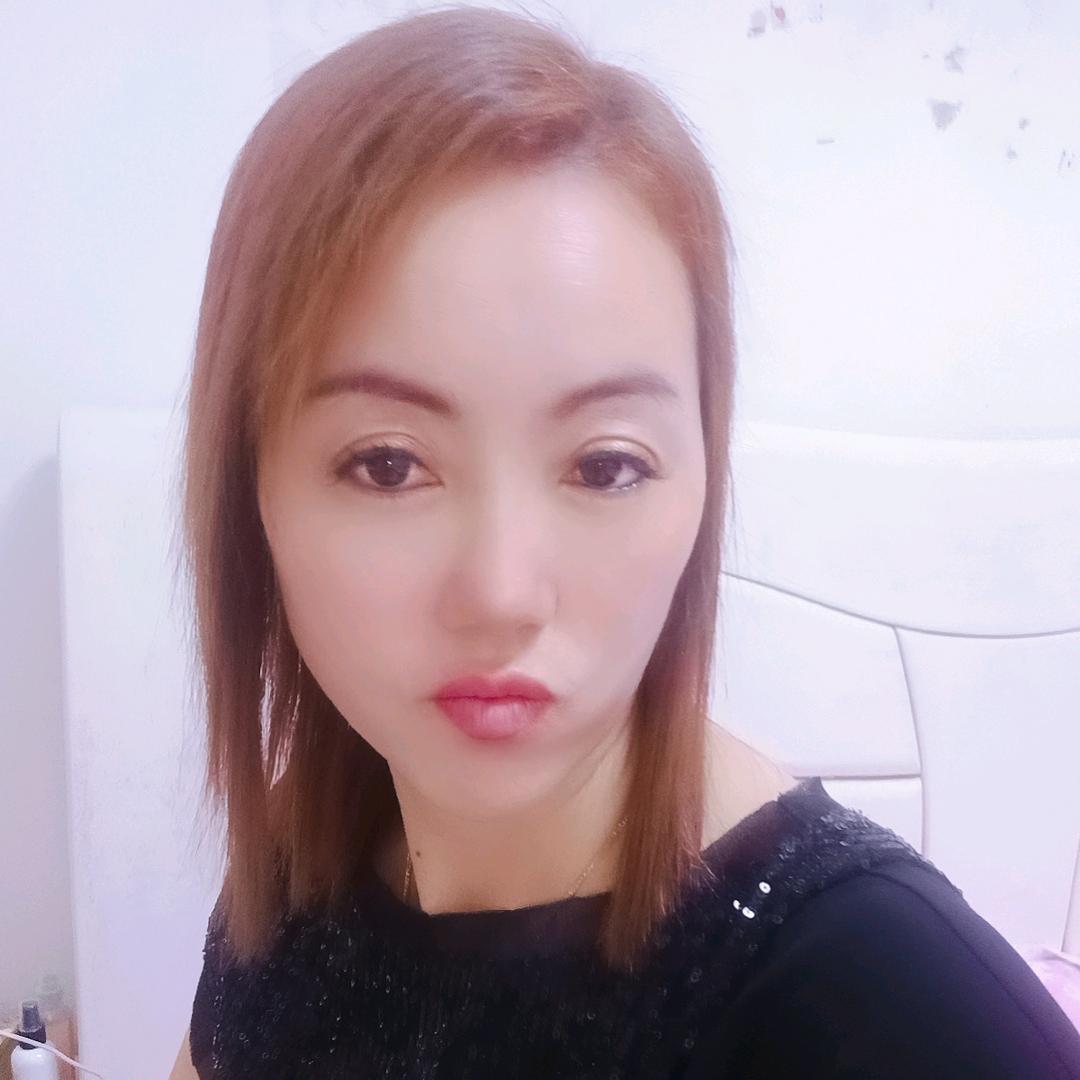 笨笨鱼🐟