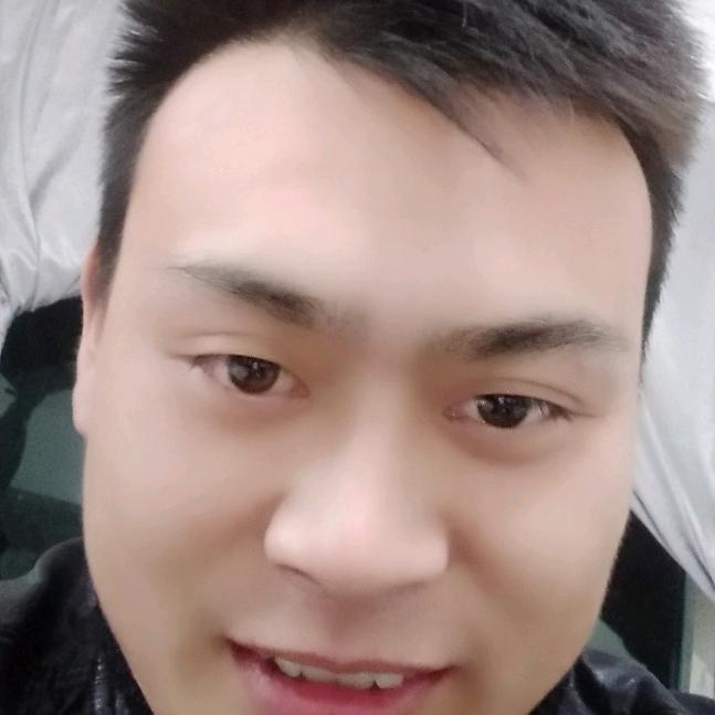 军( ｡• 👅 •｡｀)