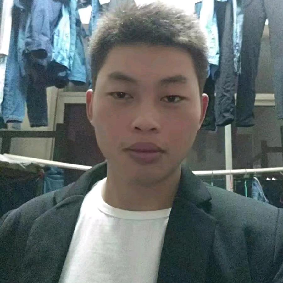 小华在努力