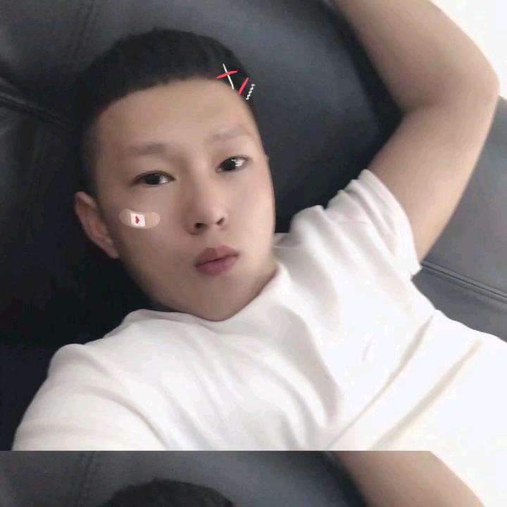 李少
