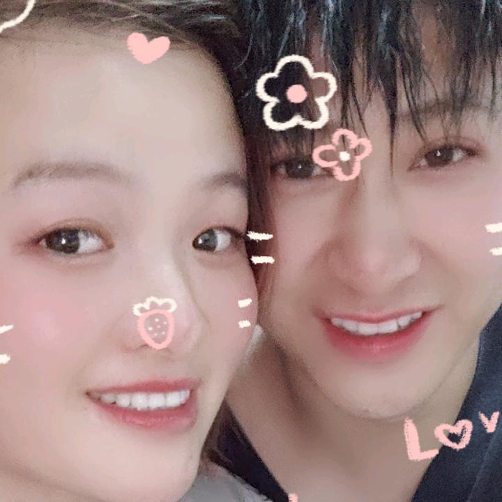 家有三个可爱宝~