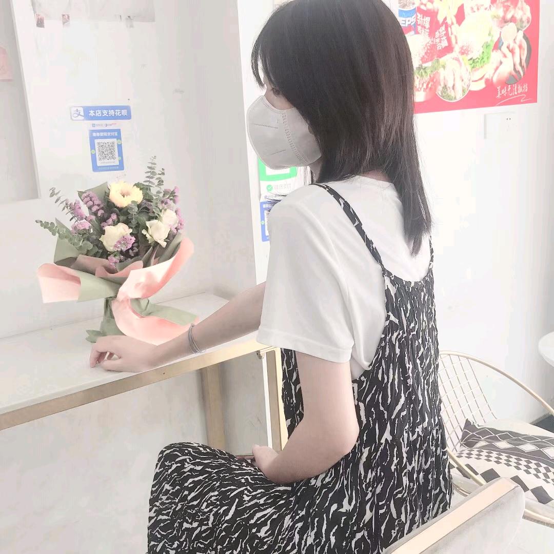 -女人无情便是王。