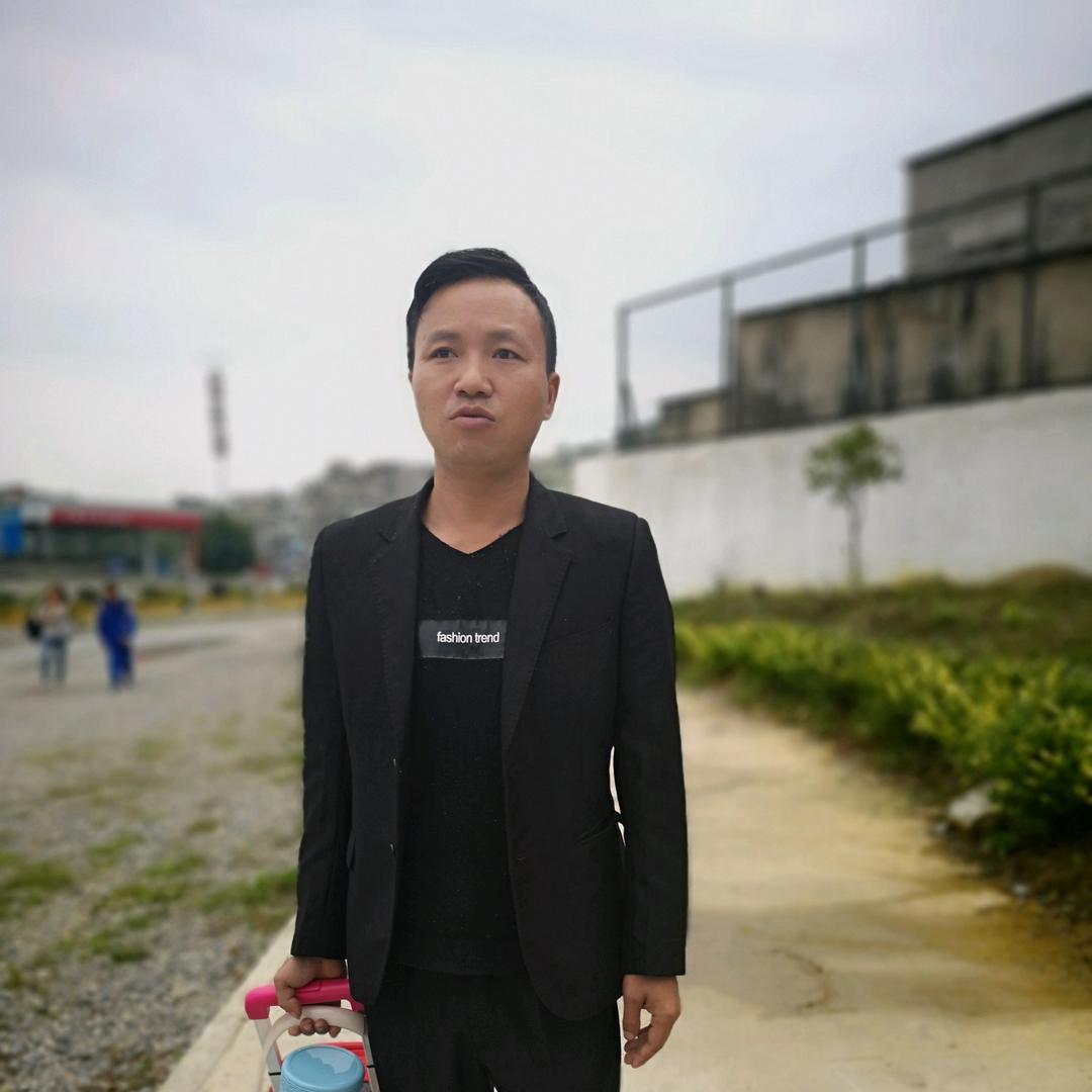雷哥