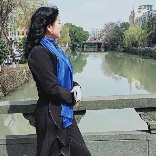 李丽华