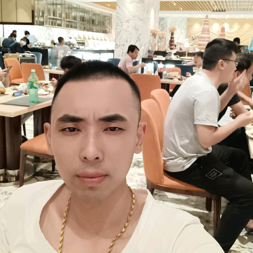 ╭☞爱玩之✌︎徒|ω