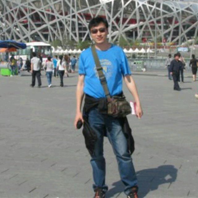 Liang亮