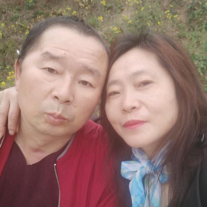 朦胧淡月