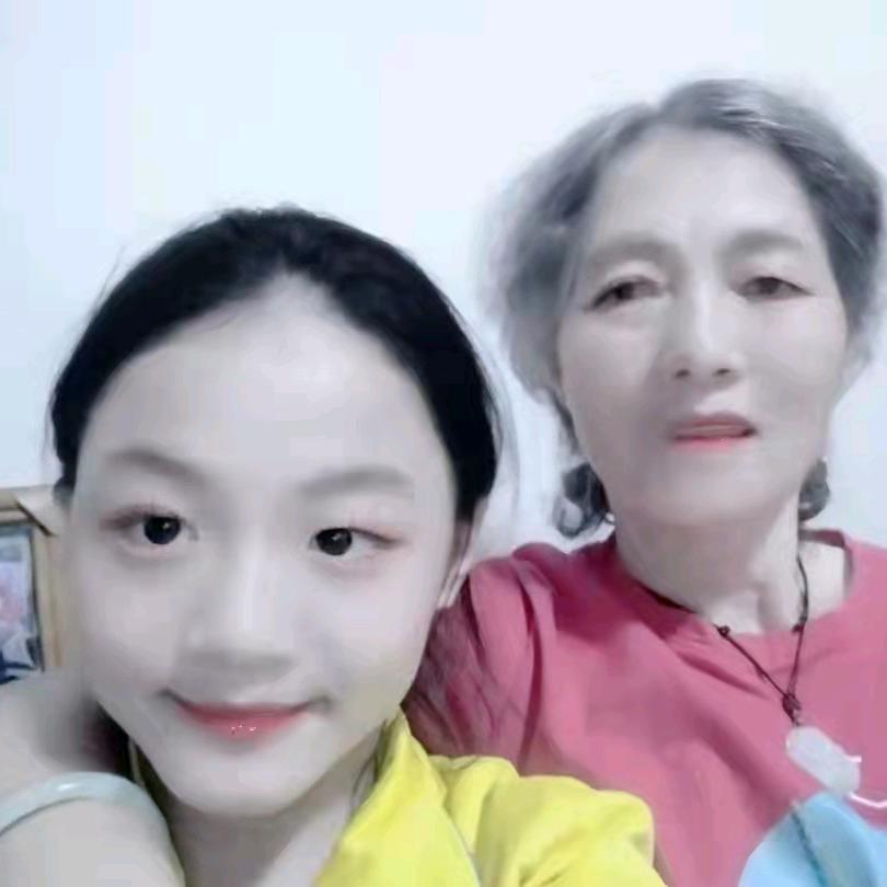 曾爱凤