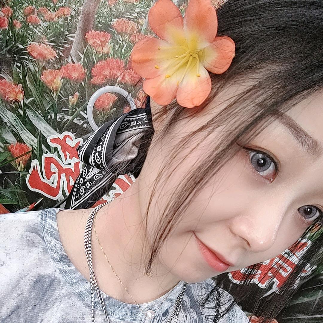 君子兰雨童兰苑